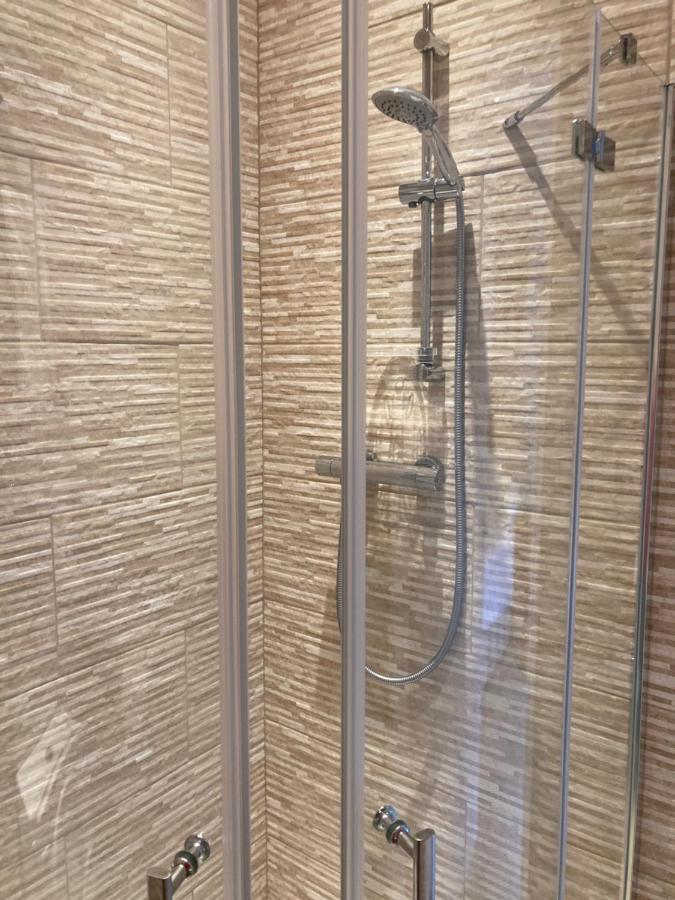 Wicks At 26 Hotel Sandown Kültér fotó